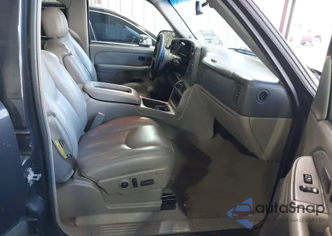 2005 Chevrolet Avalanche 1500 Z71 из США, поврежденный, VIN 3GNEK12Z65G189443